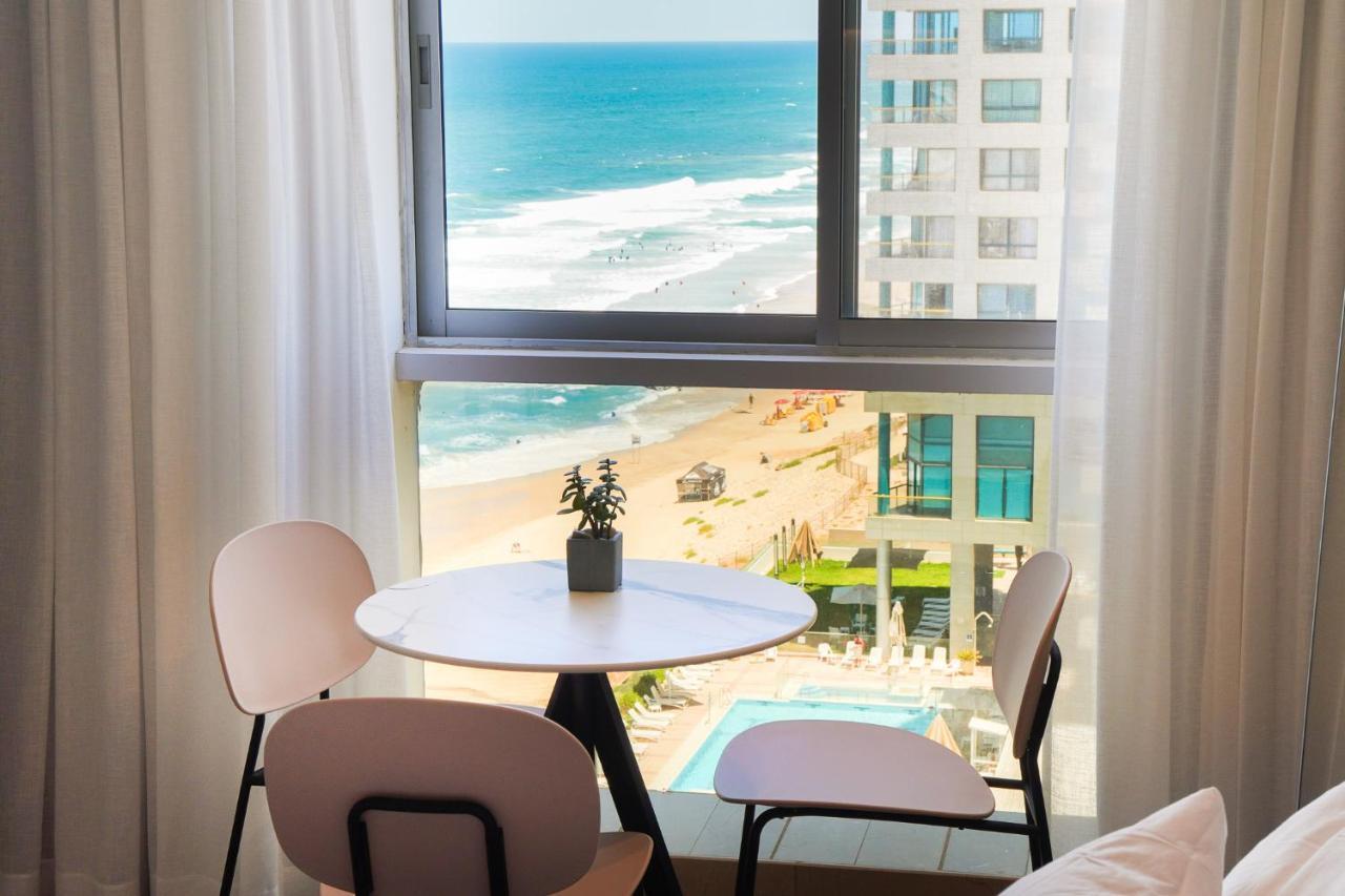 Lex Home In A Luxury Hotel Herzelia Exterior foto